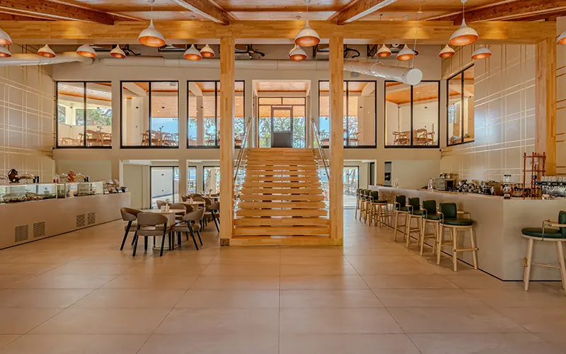 Lobby Bar